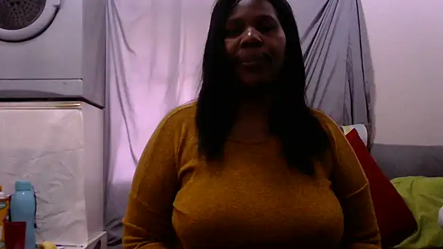 Snapshot of Delicioussexy chatting on May 2026 09:28:01 AM Delicioussexy online show from May 2026 09:28:01 AM