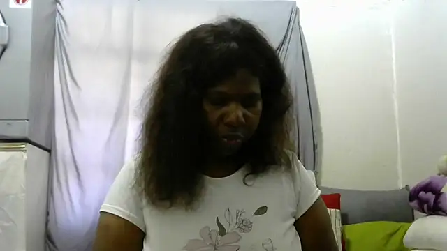 Snapshot of Delicioussexy chatting on May 2026 08:00:01 AM Delicioussexy online show from May 2026 08:00:01 AM
