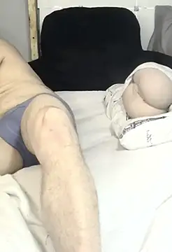 IxanSantiago95 online show from January 2025 10:19:01 AM