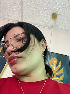 valerie lya online show from November 2025 07:59:02 PM