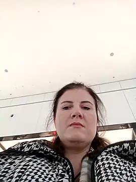 LizaCakes online show from December 2025 12:58:02 PM