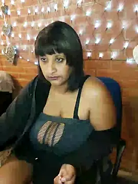 Snapshot of Lilybanx chatting on February 2025 10:26:02 AM Lilybanx online show from February 2025 10:26:02 AM