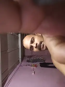 Vickyrajput009 online show from September 2025 11:10:01 AM