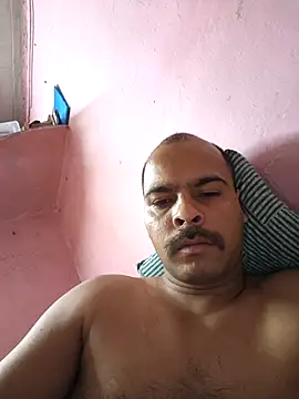 Vickyrajput009 online show from November 2025 10:43:02 AM