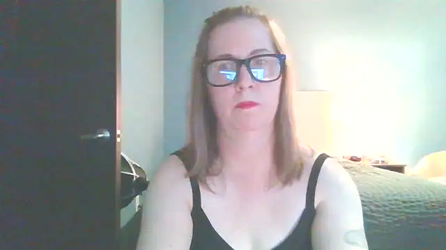 Snapshot of SweetandNaughty1 chatting on December 2024 10:32:02 PM SweetandNaughty1 online show from December 2024 10:32:02 PM