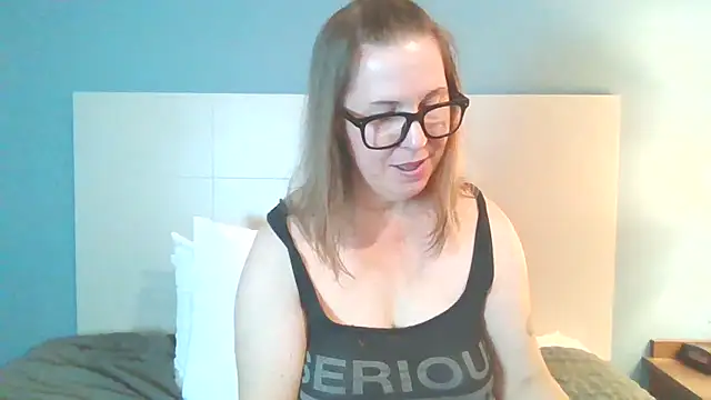 Snapshot of SweetandNaughty1 chatting on December 2024 11:07:02 AM SweetandNaughty1 online show from December 2024 11:07:02 AM