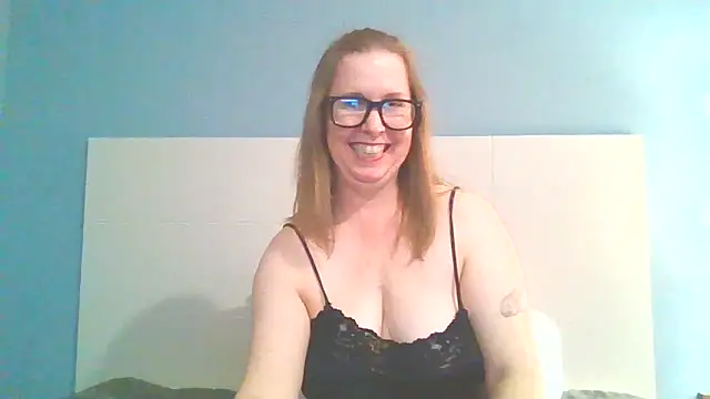 Snapshot of SweetandNaughty1 chatting on February 2025 10:39:01 PM SweetandNaughty1 online show from February 2025 10:39:01 PM