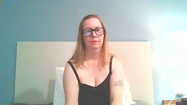 Snapshot of SweetandNaughty1 chatting on February 2025 09:43:01 AM SweetandNaughty1 online show from February 2025 09:43:01 AM