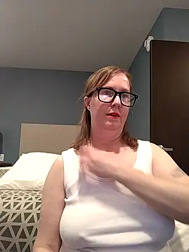 Snapshot of SweetandNaughty1 chatting on October 2025 07:47:01 PM SweetandNaughty1 online show from October 2025 07:47:01 PM