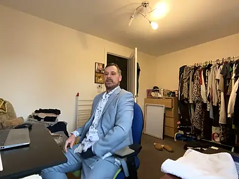 Kramer023 online show from February 2025 11:56:01 AM