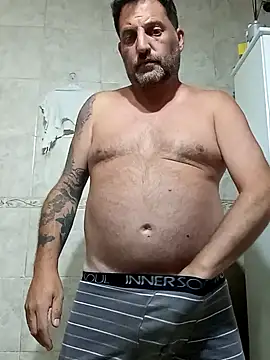 Snapshot of Reload_033 chatting on February 2026 04:00:01 AM Reload 033 online show from February 2026 04:00:01 AM