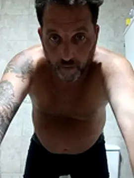 Snapshot of Reload_033 chatting on March 2026 04:41:02 AM Reload 033 online show from March 2026 04:41:02 AM