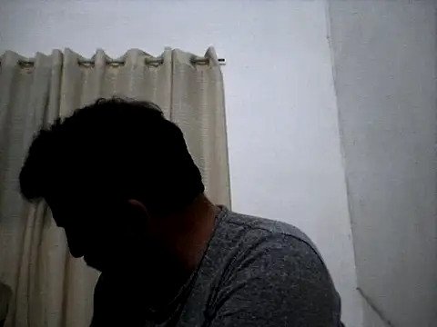Snapshot of Reload_033 chatting on June 2026 03:57:01 AM Reload 033 online show from June 2026 03:57:01 AM