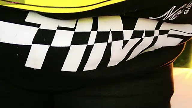 AleshaArabian online show from February 2025 07:48:02 PM