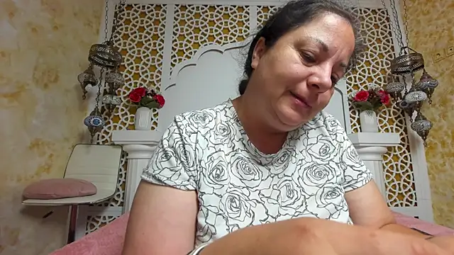 AleshaArabian online show from September 2025 02:46:02 AM