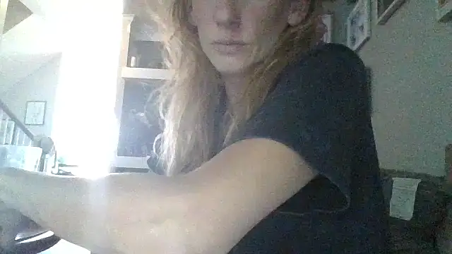 Snapshot of Rhodesxox chatting on October 2025 08:07:01 PM Rhodesxox online show from October 2025 08:07:01 PM