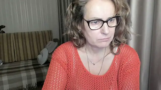 lauraoven online show from January 2025 05:39:01 PM