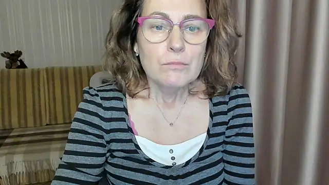 lauraoven online show from March 2025 01:31:02 PM