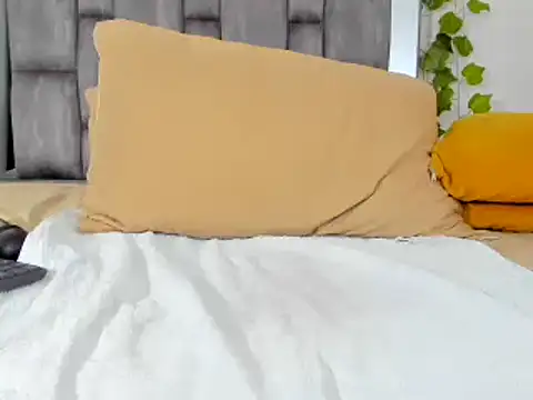 alyssia ocean online show from October 2025 12:36:02 PM