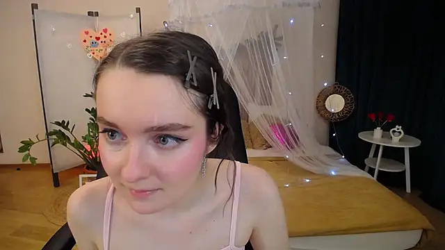 CloudGrace online show from February 2025 06:11:01 PM