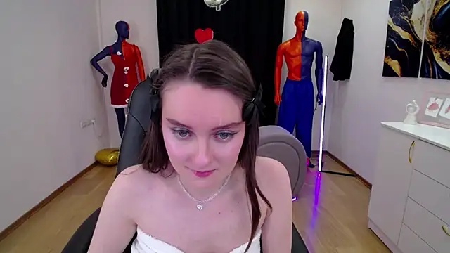 CloudGrace online show from March 2025 06:19:01 AM