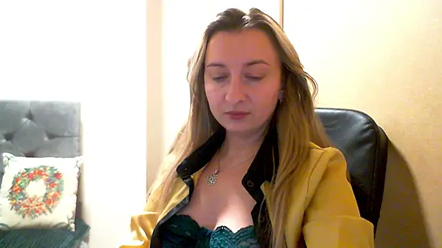 SusanCurt online show from February 2026 08:24:02 PM