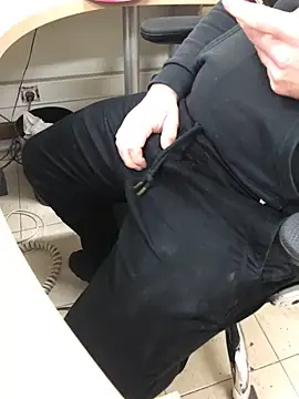 Snapshot of Mindnorthcam2 chatting on March 2025 01:35:02 PM Mindnorthcam2 online show from March 2025 01:35:02 PM