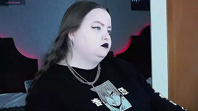 Snapshot of EMMA__CONNOR chatting on December 2024 10:11:02 AM EMMA  CONNOR online show from December 2024 10:11:02 AM