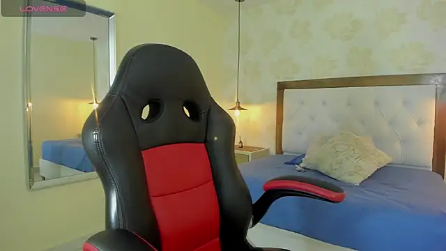 clarisKlein online show from March 2026 03:58:02 AM