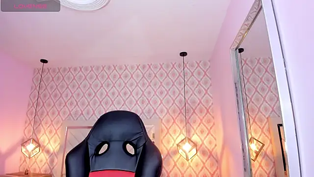 clarisKlein online show from July 2026 12:20:02 PM