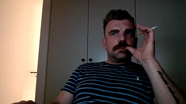 Snapshot of mrbigballs chatting on June 2026 08:39:02 PM mrbigballs online show from June 2026 08:39:02 PM