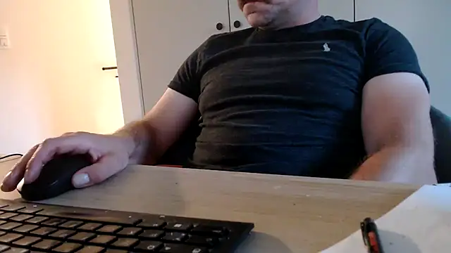 Snapshot of mrbigballs chatting on July 2026 03:56:02 AM mrbigballs online show from July 2026 03:56:02 AM
