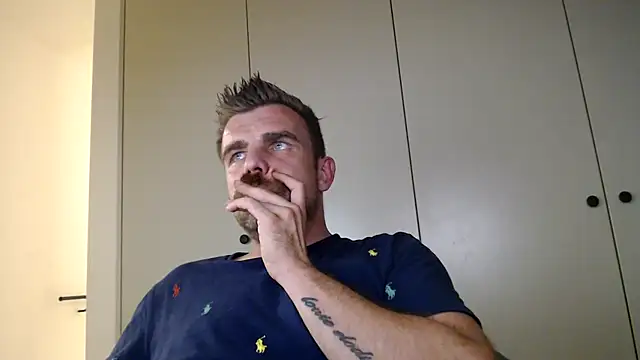 Snapshot of mrbigballs chatting on July 2026 09:06:02 PM mrbigballs online show from July 2026 09:06:02 PM