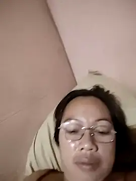 asianwet4u online show from March 2025 10:42:01 PM