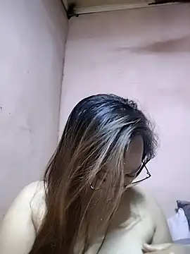 asianwet4u online show from April 2026 09:45:01 AM