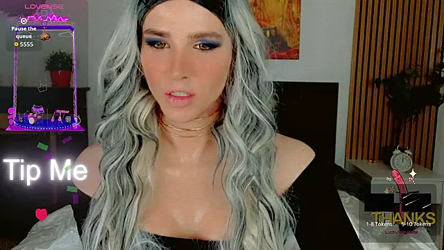 Snapshot of HelenSpellman chatting on March 2026 01:44:01 AM HelenSpellman online show from March 2026 01:44:01 AM