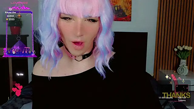 Snapshot of HelenSpellman chatting on April 2026 09:53:02 PM HelenSpellman online show from April 2026 09:53:02 PM
