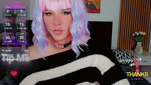 Snapshot of HelenSpellman chatting on April 2026 03:33:02 AM HelenSpellman online show from April 2026 03:33:02 AM
