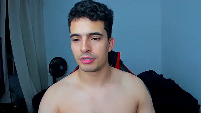 tanner hard  online show from February 2025 03:32:01 AM