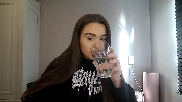 avajade online show from November 2025 11:53:01 AM