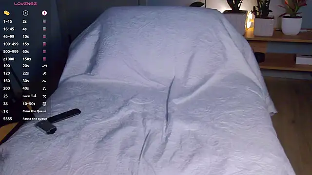 Chrisx X online show from January 2026 01:11:01 AM