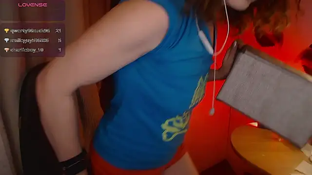 Snapshot of JohansonKatie chatting on January 2025 12:59:01 AM JohansonKatie online show from January 2025 12:59:01 AM