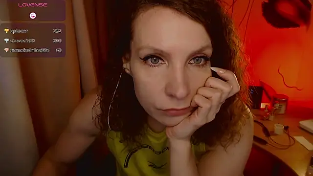 Snapshot of JohansonKatie chatting on January 2025 06:09:02 AM JohansonKatie online show from January 2025 06:09:02 AM