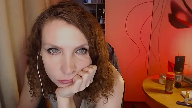 Snapshot of JohansonKatie chatting on January 2025 06:53:02 AM JohansonKatie online show from January 2025 06:53:02 AM