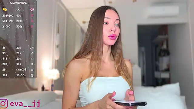 Snapshot of Eva_JJ chatting on November 2025 03:50:01 AM Eva JJ online show from November 2025 03:50:01 AM