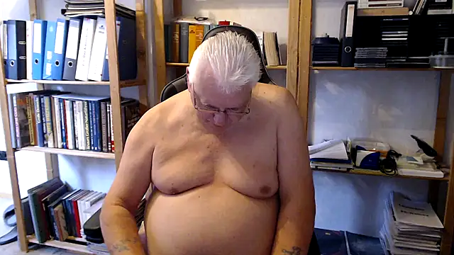 Snapshot of SchwanzhureXXL chatting on July 2026 05:46:01 AM SchwanzhureXXL online show from July 2026 05:46:01 AM