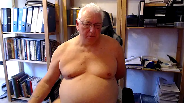 Snapshot of SchwanzhureXXL chatting on July 2026 05:47:02 AM SchwanzhureXXL online show from July 2026 05:47:02 AM