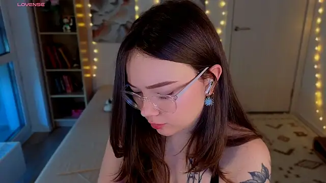 Snapshot of MilenaSaint chatting on June 2026 03:56:01 AM MilenaSaint online show from June 2026 03:56:01 AM