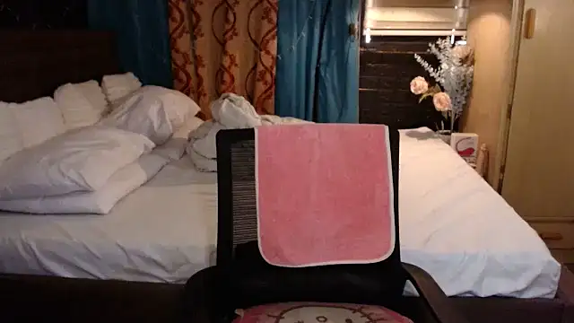 xheavenlytrans online show from December 2025 03:33:01 AM