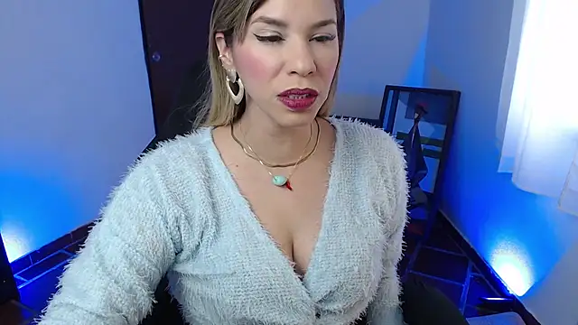 Snapshot of ms_sofia_x chatting on February 2025 04:25:02 PM ms sofia x online show from February 2025 04:25:02 PM